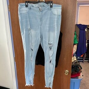 Refuge Light Blue Distressed Skinny Jeans